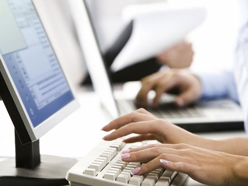 エステティック担当者様